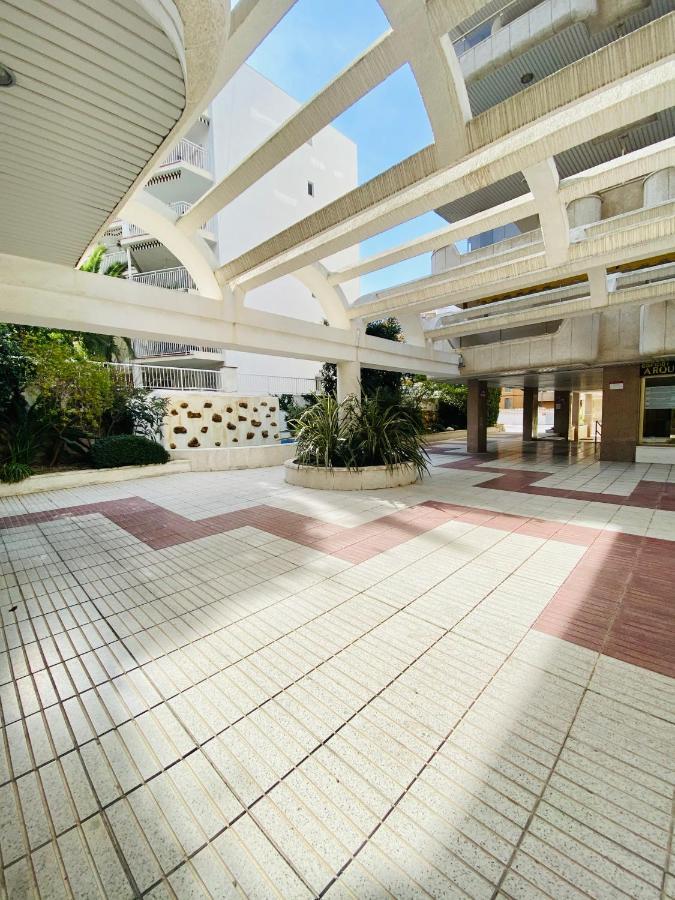 Arquus Apartment Salou Beach Bagian luar foto